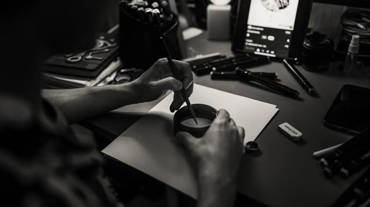 A hands-on creative process before visual direction