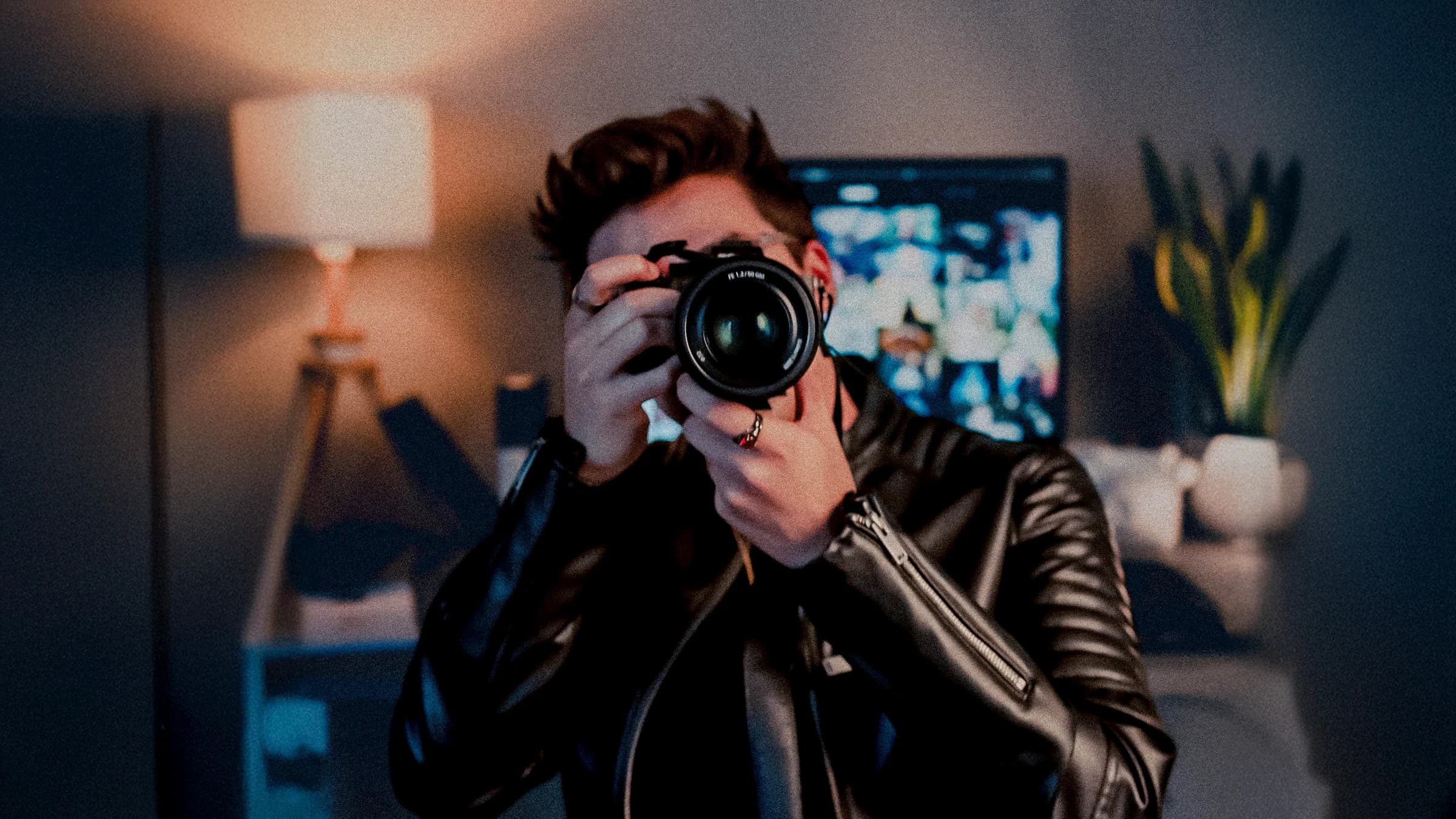 Andrés Dávalos working with a camera